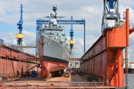 Компания по судостроению и морским перевозкам